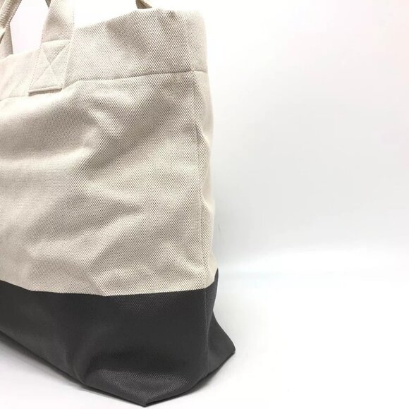 GUCCI 779510 Embossed Logo Canvas 2WAY bag shoulder bag big size Tote Bag Unused - Picture 9 of 16